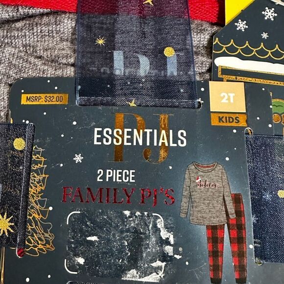 PJ Essentials Kids Gray Pajama Set 2T - Picture 1 of 6